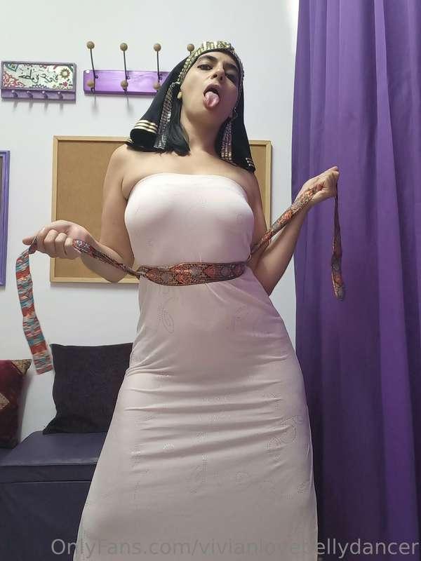 What would you do to Cleopatra if you had her in front of yo..