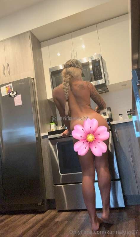 Getting real dirty (downright nasty) for you while cooking u..