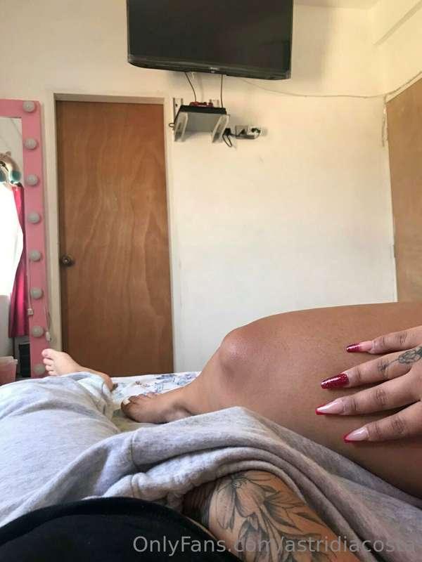 Mi novia me toca, quieres ver cómo termina? 💧