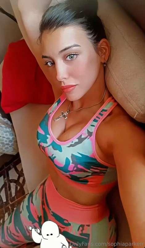 Want to play 👅😈