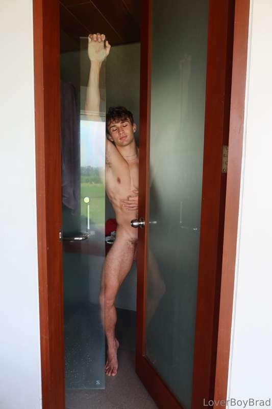 loverboybrad image #0