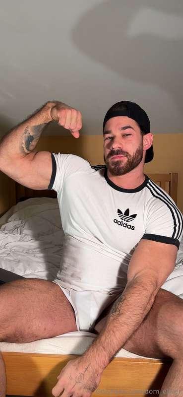 Fresh pump, tight shirt, dirty thoughts. This white tee does..