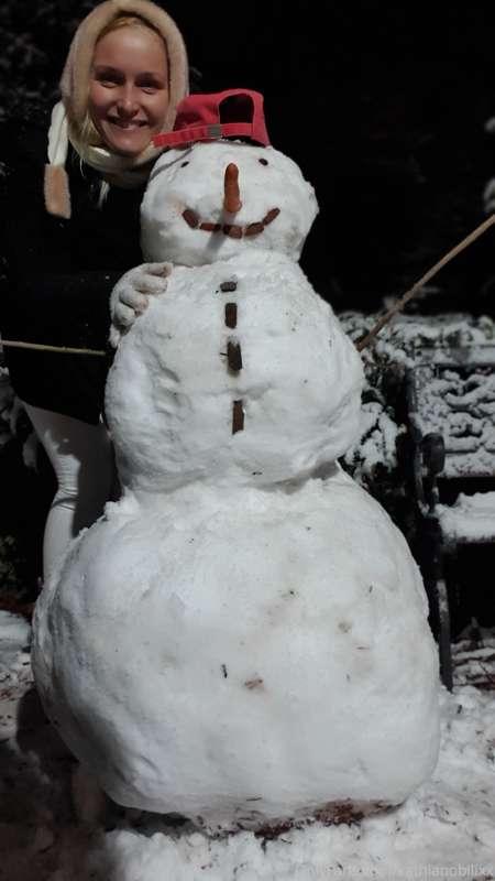 My new buddy ☃️☃️☃️☃️ 😅😅😅