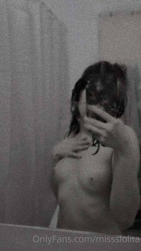Shower photo day 💦🦋