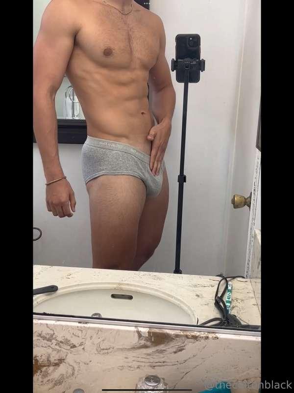 How should we start the week 😈