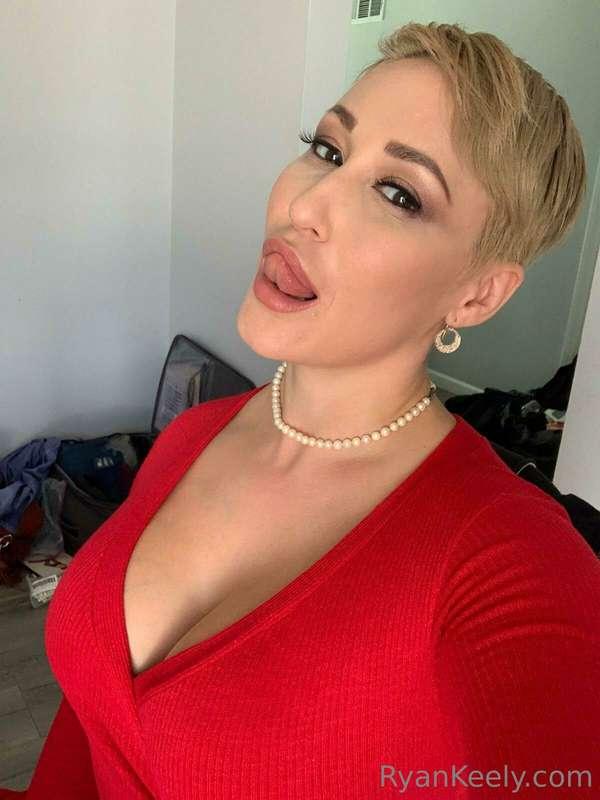 Don't forget to give me a good morning kiss 💋