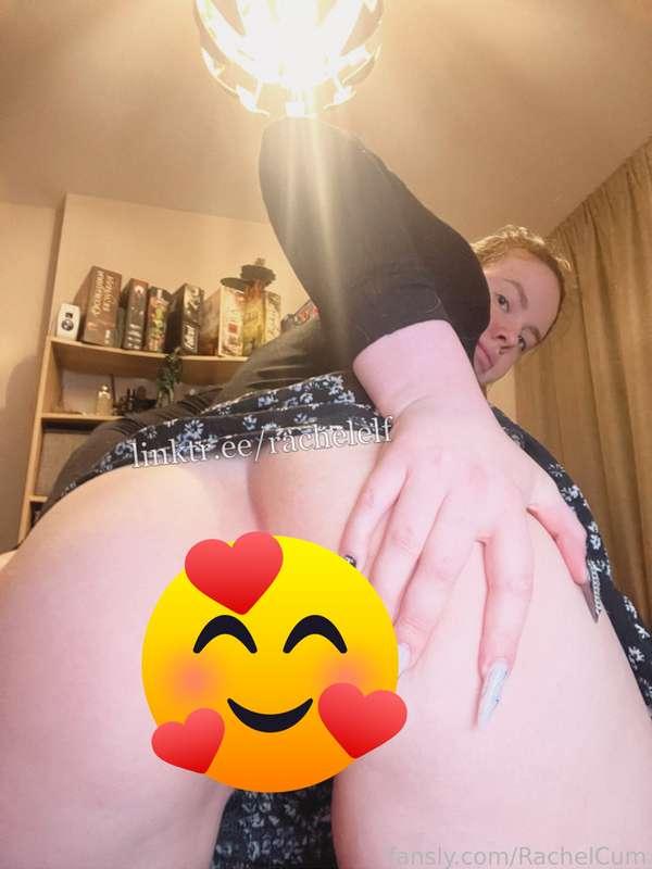 Wet holes😍


#bigass #daddysgirl #ass #young #juicy #sexy #booty #naked  #body #babe