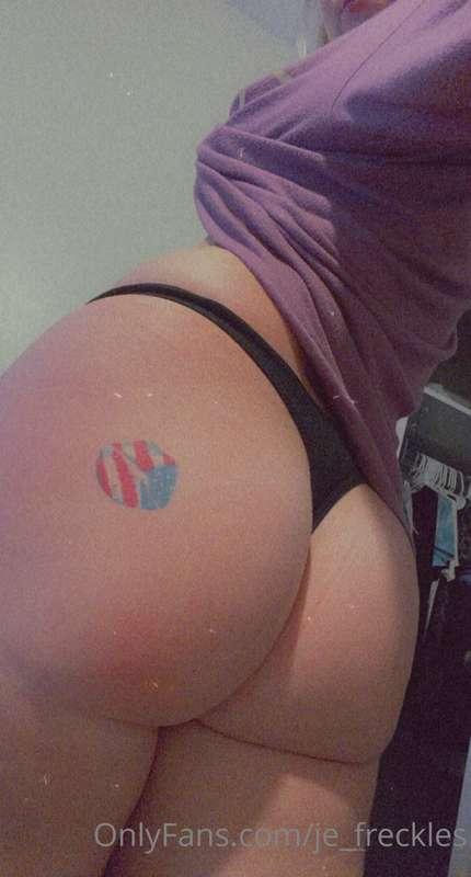 💋