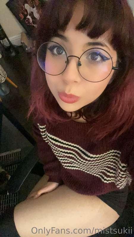 Hiii ♡♡ Have a good day :)