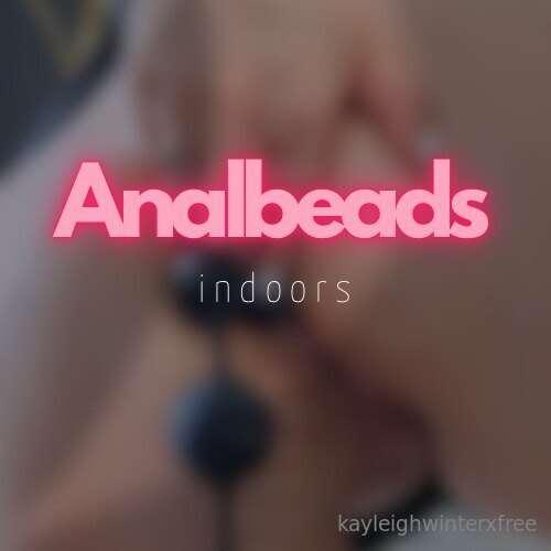 Shitting out my analbeads on camera. 🥵🍑