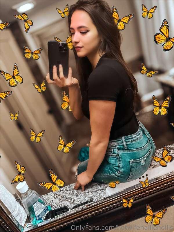 What’s everyone up to this weekend? 🦋🥰