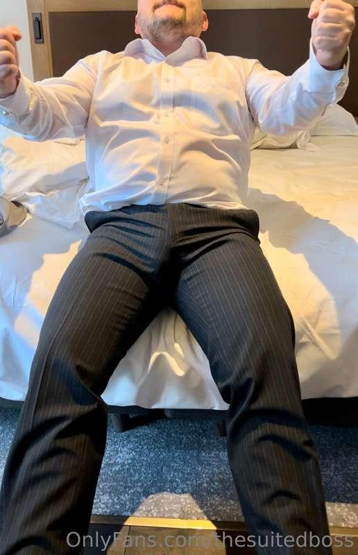 thesuitedboss image #0