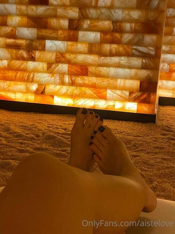 Some feet on your feed! 🦶😍