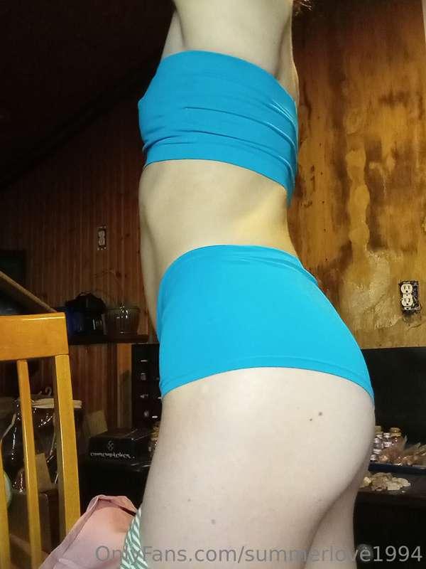 Nervous as mess but figured id take a few pics before I go i..
