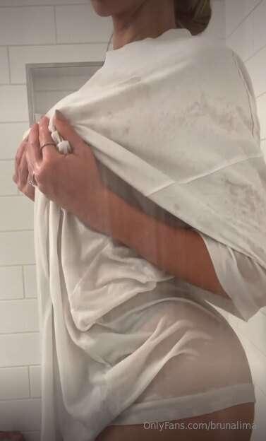 Shower fun 🍒💦 The video is now in your messages! 
