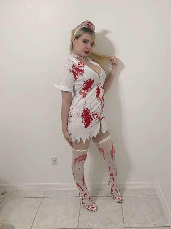 I got this outfit when I was 16, can you believe? Who let me..