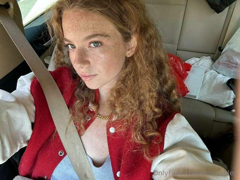 car selfie lighting>