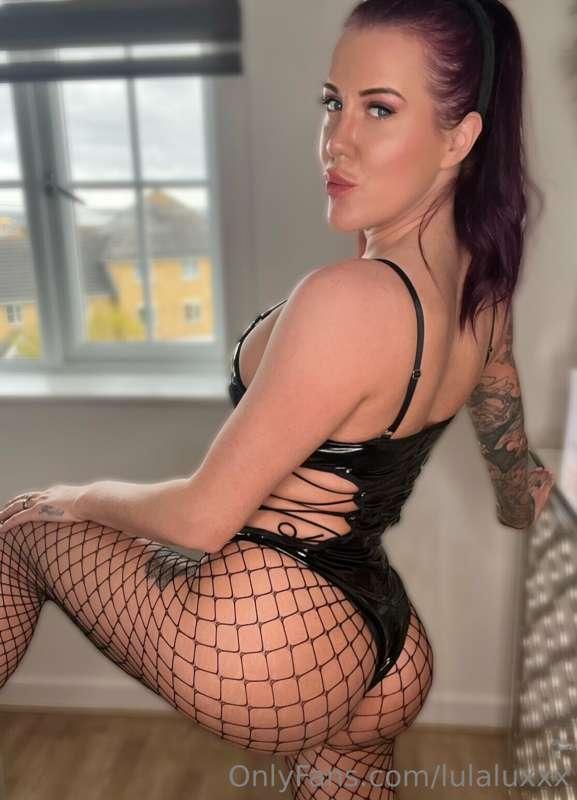 I’ve been a very naughty girl who’s gonna punish me 😌