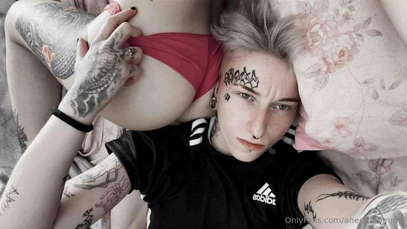 🇮🇹Il mio bimbo schiacciato dal mio bel culetto🍑 lascia una t..
