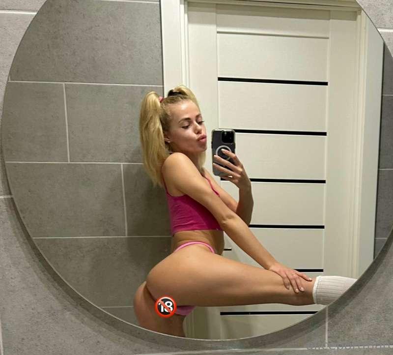 when it's time to leave but the photo shoot is not over yet ..