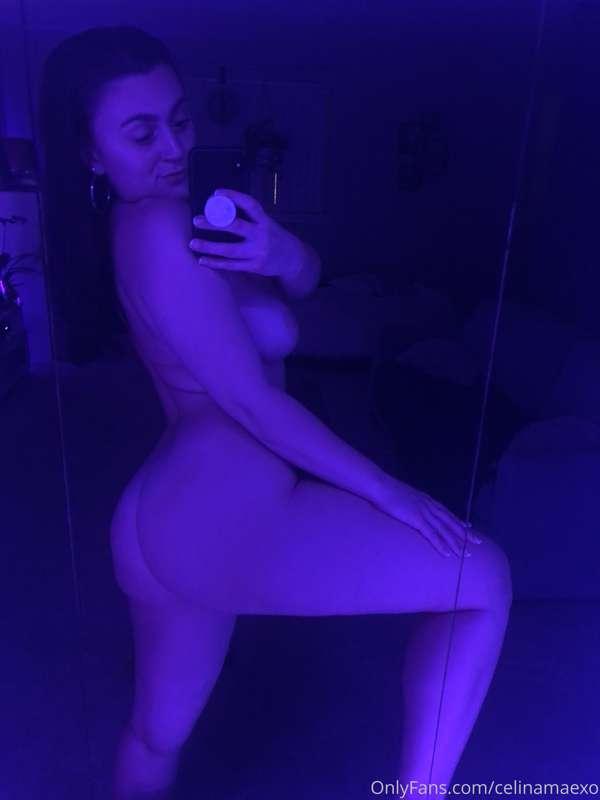 Late night booty call? 😈