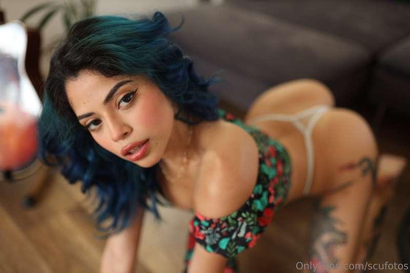 Nueva chica en mi perfil!! 💙😍🔥 ¿Quieres verla desnuda? @fair..