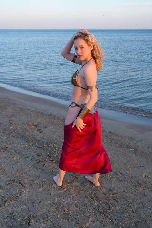 Full Leia Cosplay Beach Photo Set