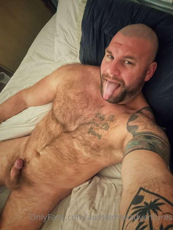 Should be waking up next to you 😘 #sundaysnuggles