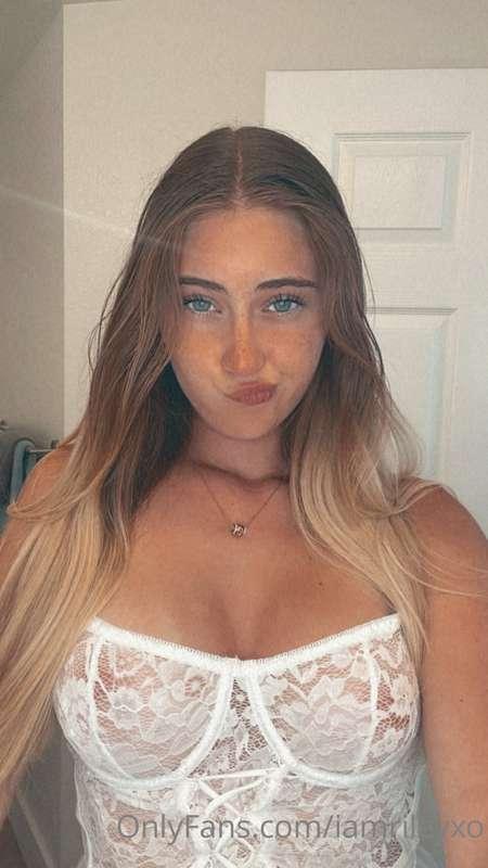 Let’s have some fun💕, I’m soo hornyy😩