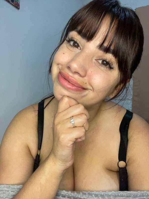 a smile like that or closer up?🤭🤭