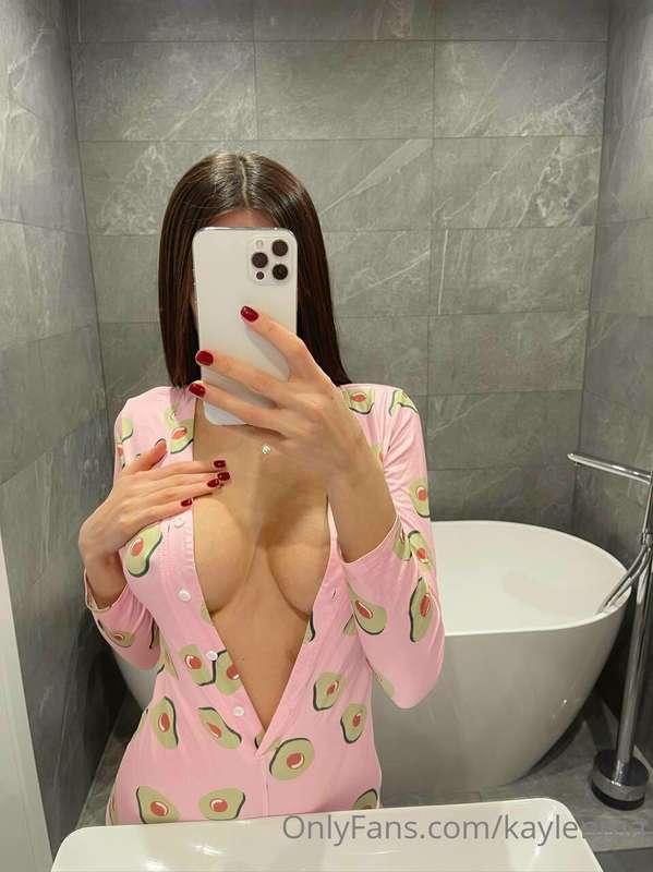do you like my avocados? 🥑 😈🙈