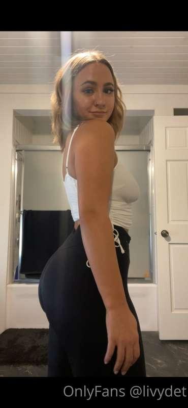 happy Friday 😘