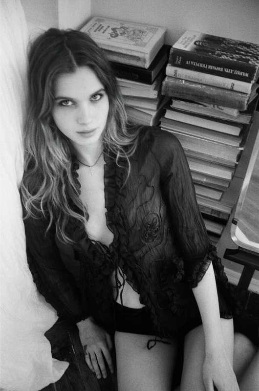 How do you feel about black and white photos? Do you like th..