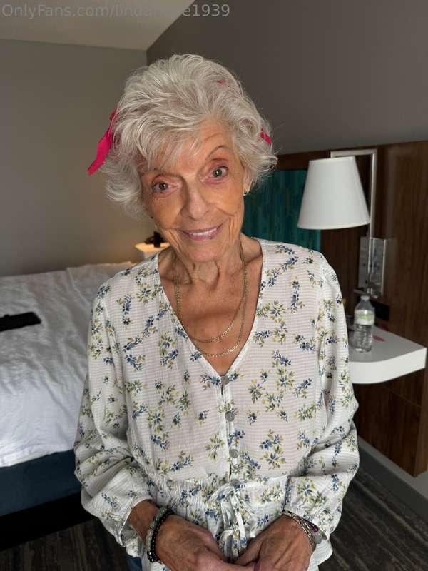 Keep looking, I love being the reason you’re distracted 😉