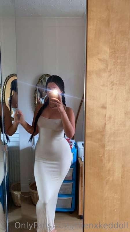 Swipe to see my 🍒