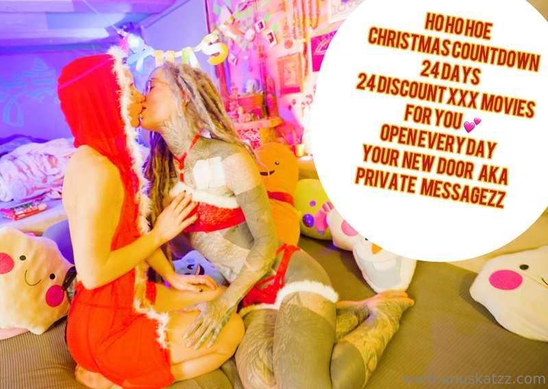 HO HO HOE - HAPPY HOLIDAYChristmas countdown24 days24 DISCOU..