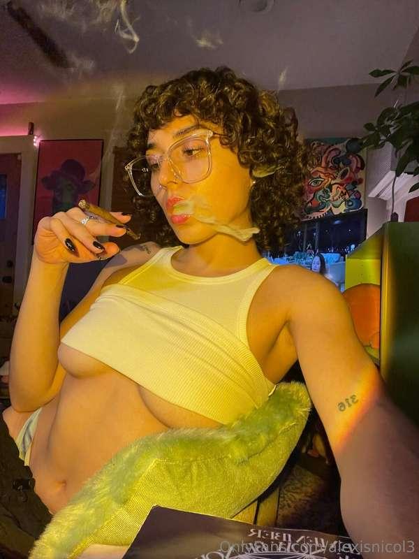 Wake n bake ‗‗‗‗ ڪ༄༄⁺˚⋆｡°