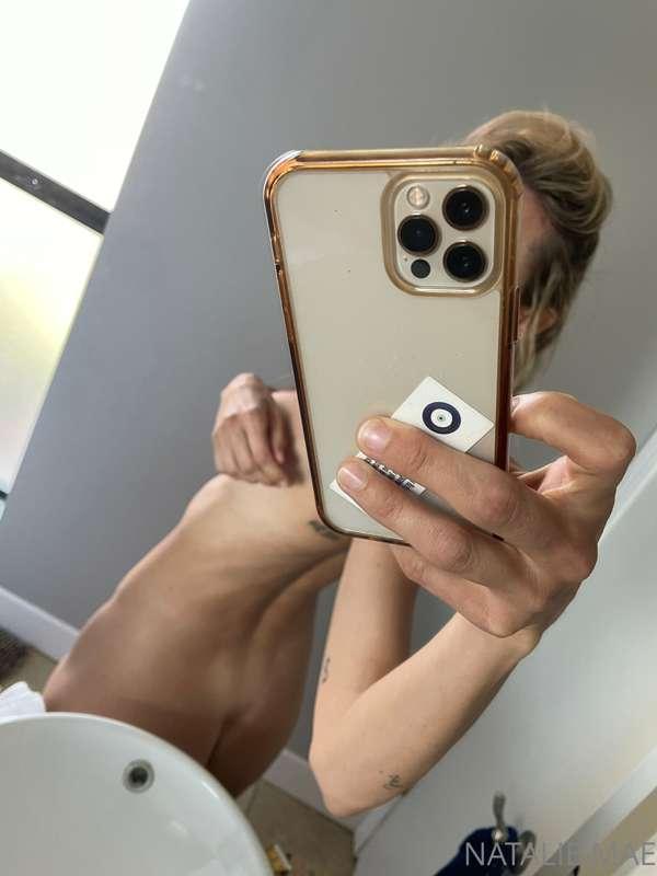 Pre-shower selfie! Want to see the video?