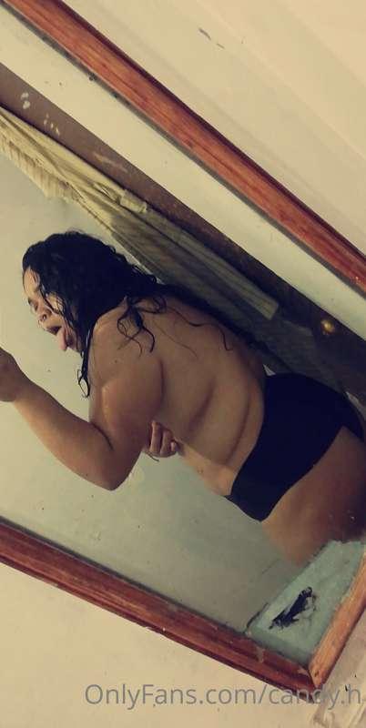 Ven a bañarte conmigo 😚