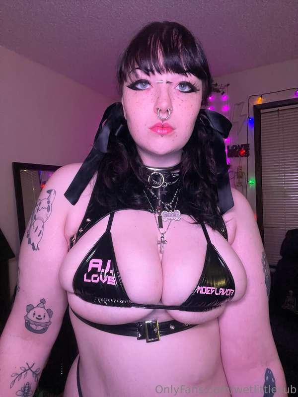 wetlittlesub image #7