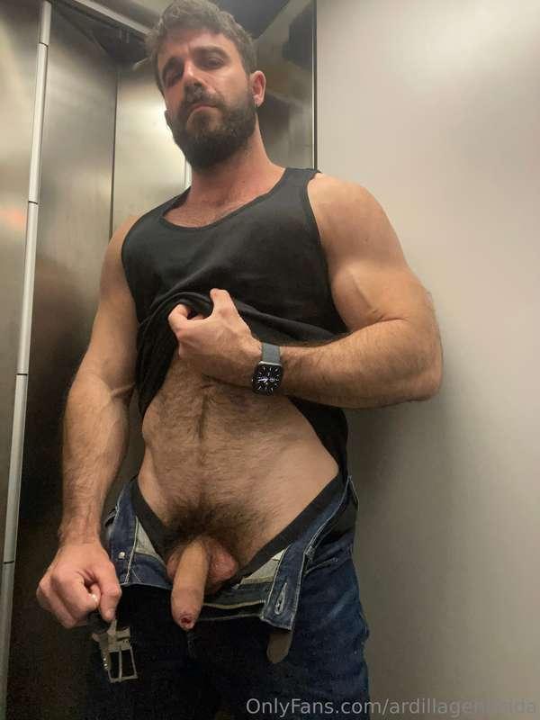 Short elevator ride, come in before the neighbors notice 🤭