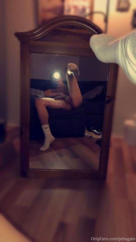 Now I’m not sure if I should even post these 🍑 pics or if I ..