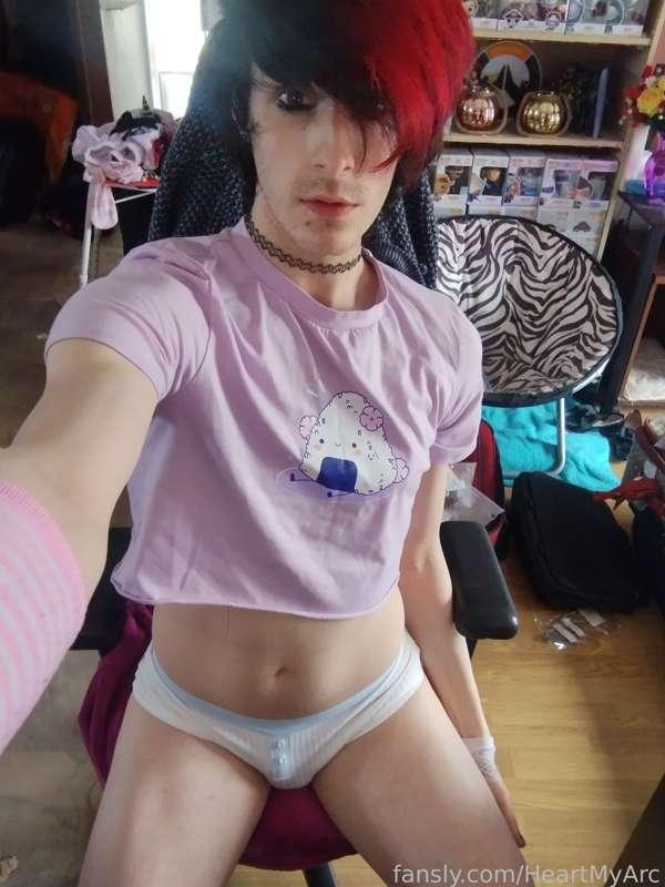 New panties ♥️♥️

#Femboy #NonBinary #Panties #Alternative