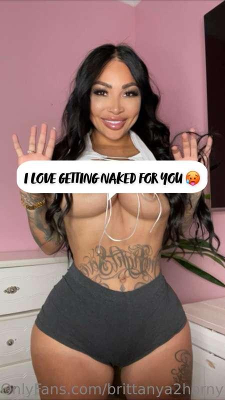 Undressing for you daddy 🙈