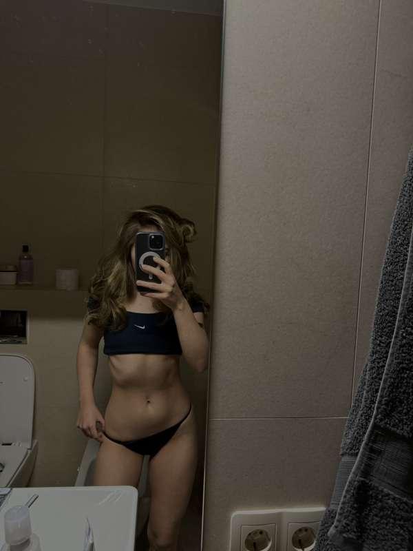 Friday mood 👅