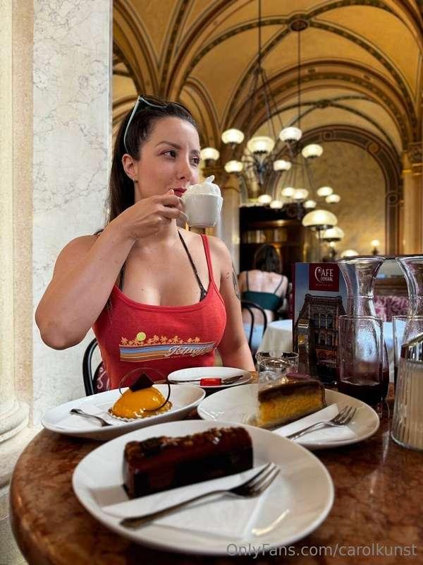 Coffe w me??