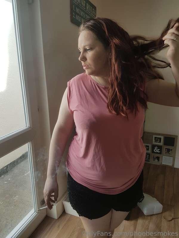 phoebesmokes image #4