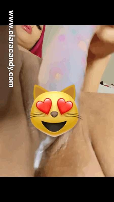 𝐏𝐚𝐲 𝐭𝐨 𝐕𝐢𝐞𝐰/𝐔𝐧𝐥𝐨𝐜𝐤 🔓 : 

Up close solo fucking my pussy with my FAVORITE dildo 🤤💦😻 Damn I was so wet!