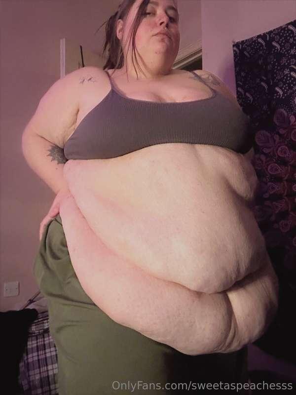 I require a personal belly butler to come and carry around t..