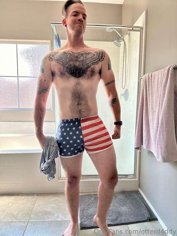 Leg def sure is hot 🥵 let me know if you want to see what’s ..